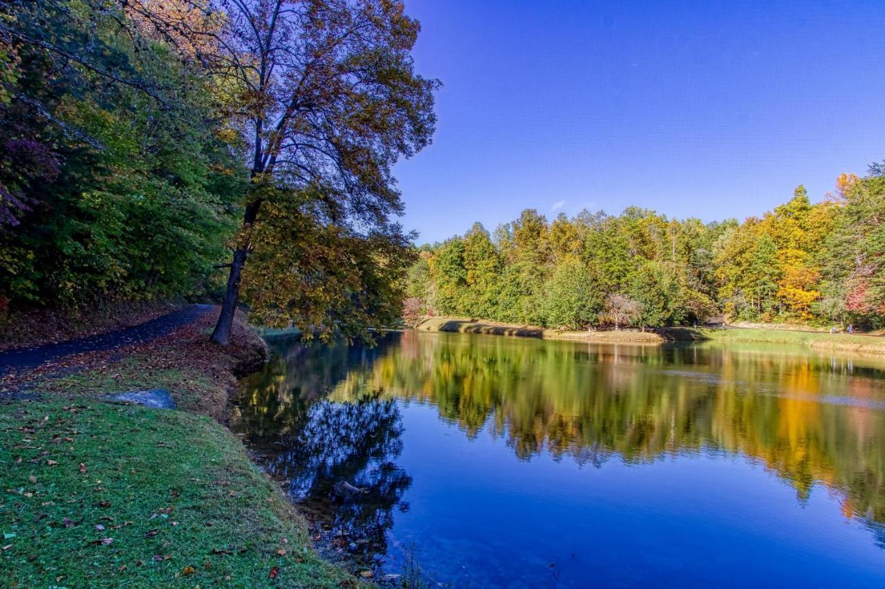 Cozy Creek Cabin Pigeon Forge Bagian luar foto