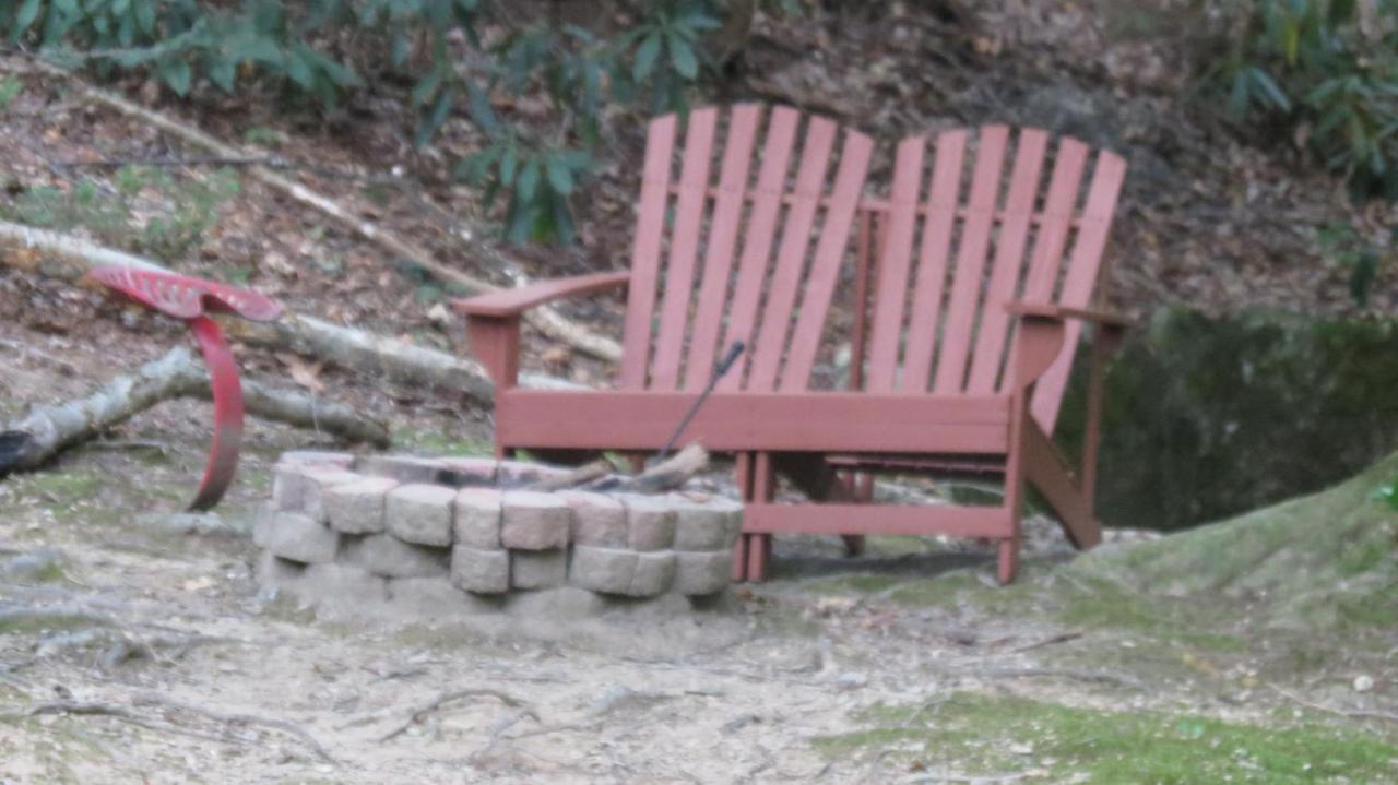 Cozy Creek Cabin Pigeon Forge Bagian luar foto