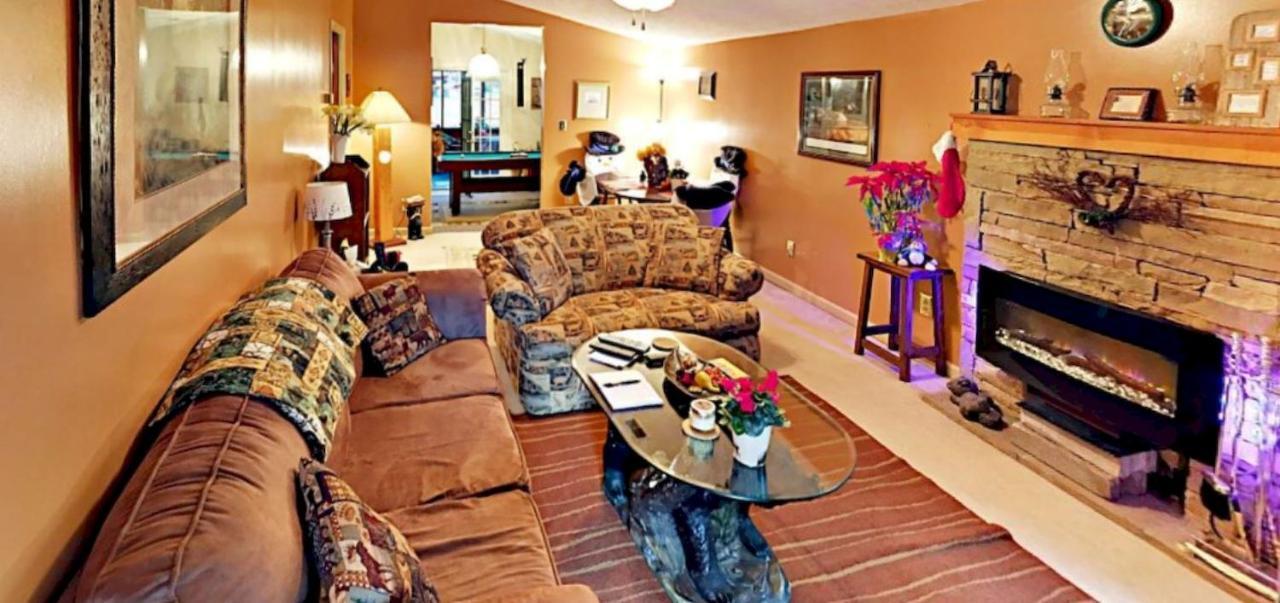 Cozy Creek Cabin Pigeon Forge Bagian luar foto
